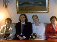 &Auml;itien kanssa